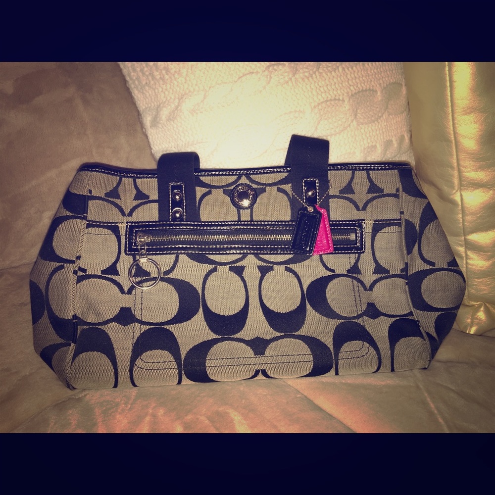 Authentic Coach Signature Purse